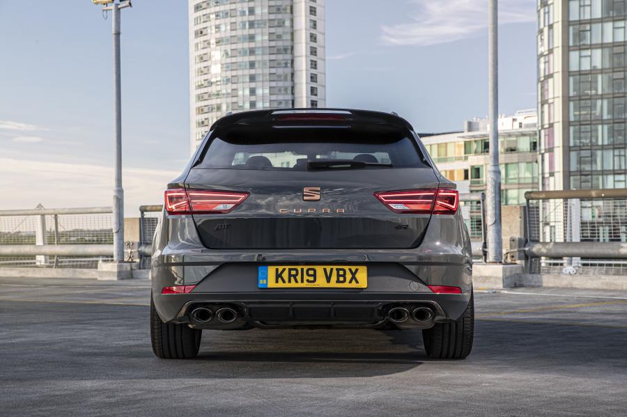  Seat Leon Cupra R ST (5F) 2019 года  (UK) (фото 17 из 40)